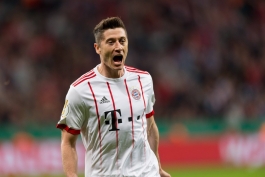 Robert lewandowski - لهستان