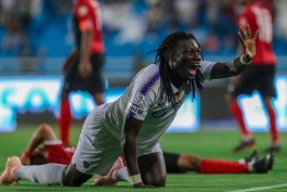 الهلال عربستان-لیگ قهرمانان آسیا-Bafétimbi Gomis