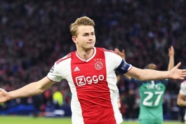 ajax-آژاکس-مدافع-کاپیتان-هلند-لیگ قهرمانان اروپا