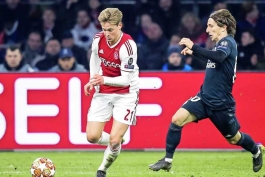 ajax-آژاکس-هافبک-هلند-لیگ قهرمانان اروپا