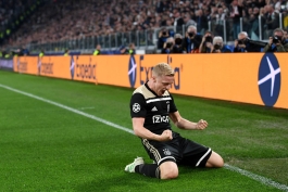 ajax-آژاکس-هافبک-هلند-لیگ قهرمانان اروپا