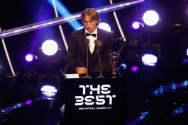 LUKA MODRIC-THE BEST-هافبک-کرواسی-رئال مادرید-بهترین-بازیکن-دنیا-فیفا