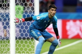 بیرانوند و سیو پنالتی بازیکن عمانی با توصیه سردار آزمون: چطوری مبارک؟ - alireza beiranvand saved penalty kick in Iran vs Oman in Asian Cup 2019