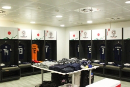 رختکن ژاپن؛ سامورایی آبی آماده مصاف با ایران (عکس) - japanvsiran locker room