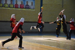 لیگ برتر هندبال بانوان؛ تاسیسات دریایی تهران شکست خورد و قهرمانی را از دست داد - handball women muslims