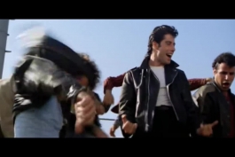 رقص جان تراولتا در فیلم Grease 1978 (جالبه) 