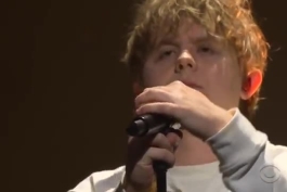   اهنگ جذاب وشنیدنی lewis capaldi -some one you loved  اجرای  live - در برنامه مجری معروف جیمز کوردن انگلیسی