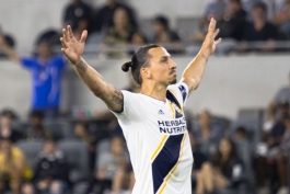 سوئد-لوس آنجلس گلکسی-los angeles galaxy