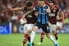 Flamengo and Gremio-Copa Libertadores-مهاجم-برزیل-مدافع-لیبرتادورس