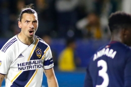 لس آنجلس گلکسی-مهاجم لس آنجلس گلکسی-LA Galaxy