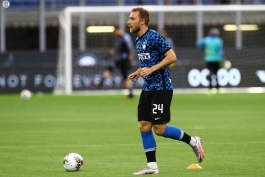 ایتالیا/اینتر/هافبک دانمارکی/Italia/Inter/Danish midfielder