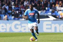 ناپولی-سری آ-ایتالیا-سنگال-مدافع-napoli-Serie A-italia-senegal defender