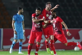 پیکان و پرسپولیس