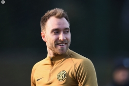 اینتر/هافبک دانمارکی/Inter/Danish midfielder