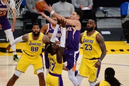 Devin Booker - Pheonix Suns - LeBron James - Los Angeles Lakers