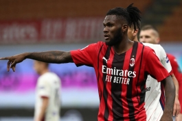 میلان/هافبک ساحل عاجی/Ivorian midfielder/Milan