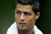 چند تا عکس زیبا  از cr7