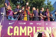 گزارش تصویریه جشن قهرمانی بارسلونا(visca barca)