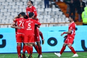 دیدار پرسپولیس و صنعت نفت آبادان