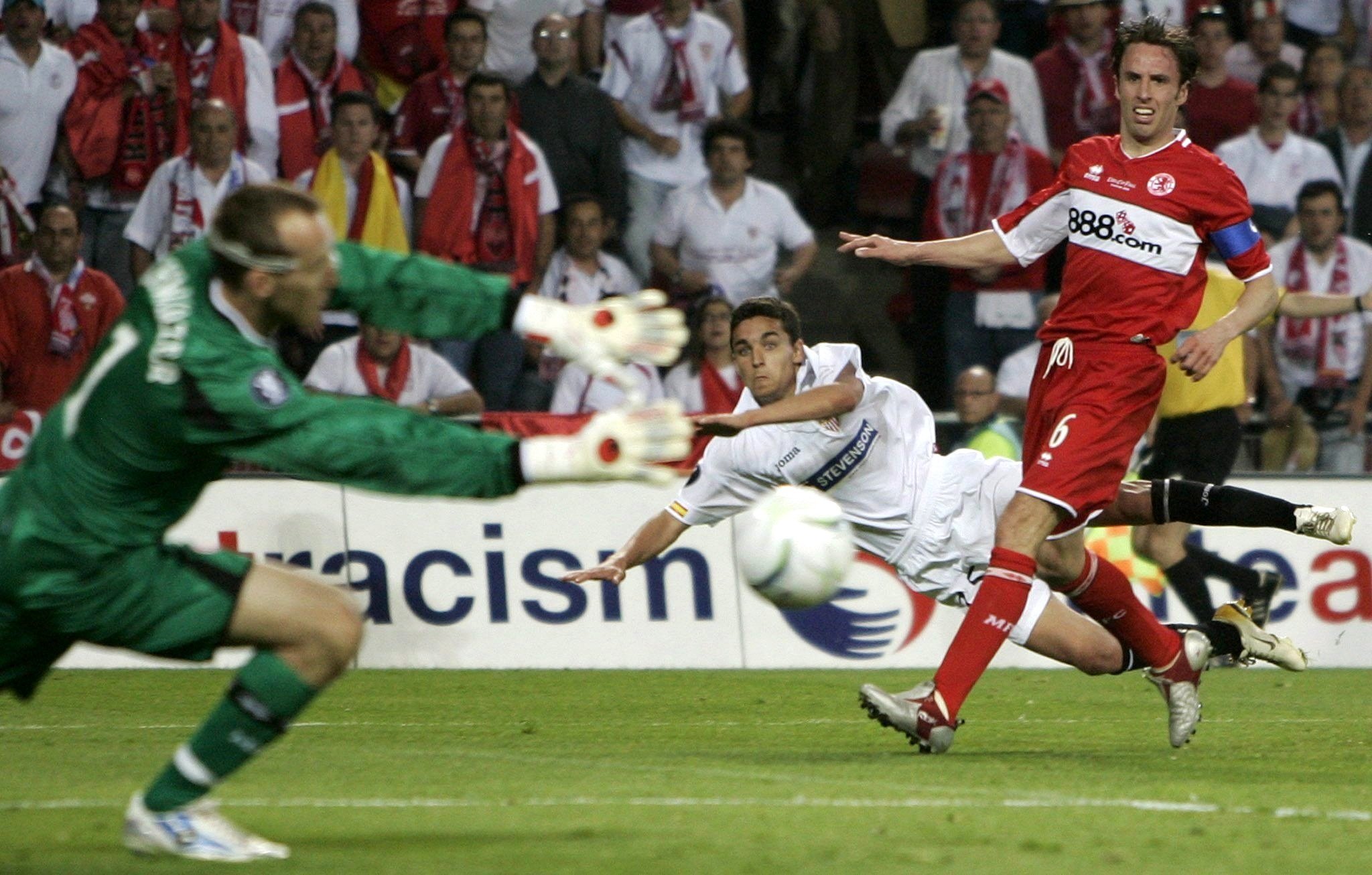 شکست میدلزبرو در فینال جام یوفا 2006